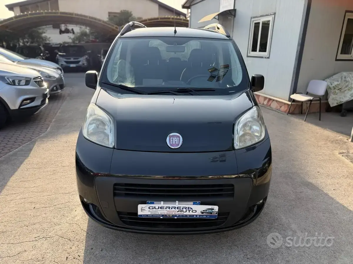 Usata Fiat Qubo Trekking 75 CV (55 kW) 2010 Nero Monovolume