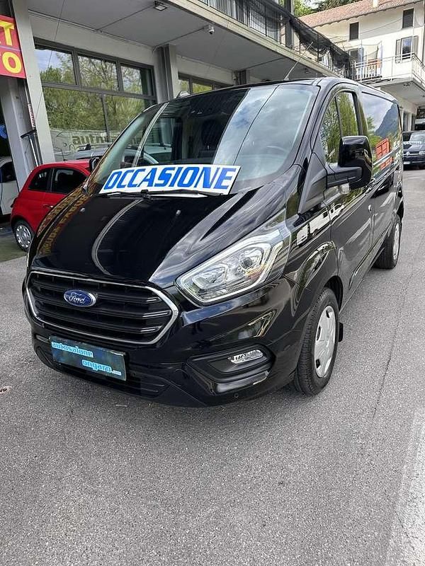 Begagnad Ford Transit Custom 129 HK (94 kW) 2022 Svart Van