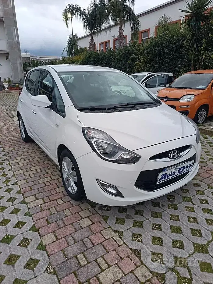 Usata Hyundai ix20 Comfort 77 CV (56 kW) 2013 Bianco Utilitaria