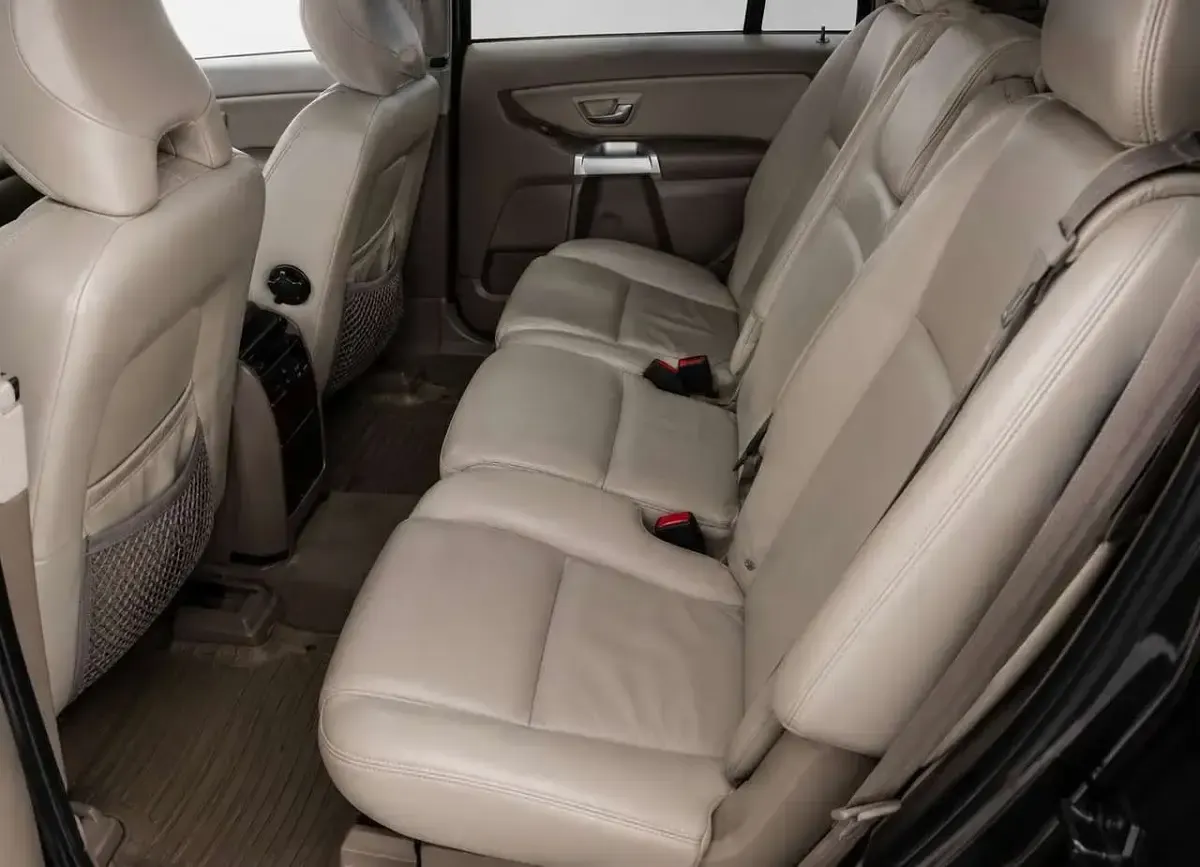 Usata Volvo XC90 185 CV (136 kW) 2005 Grigio SUV