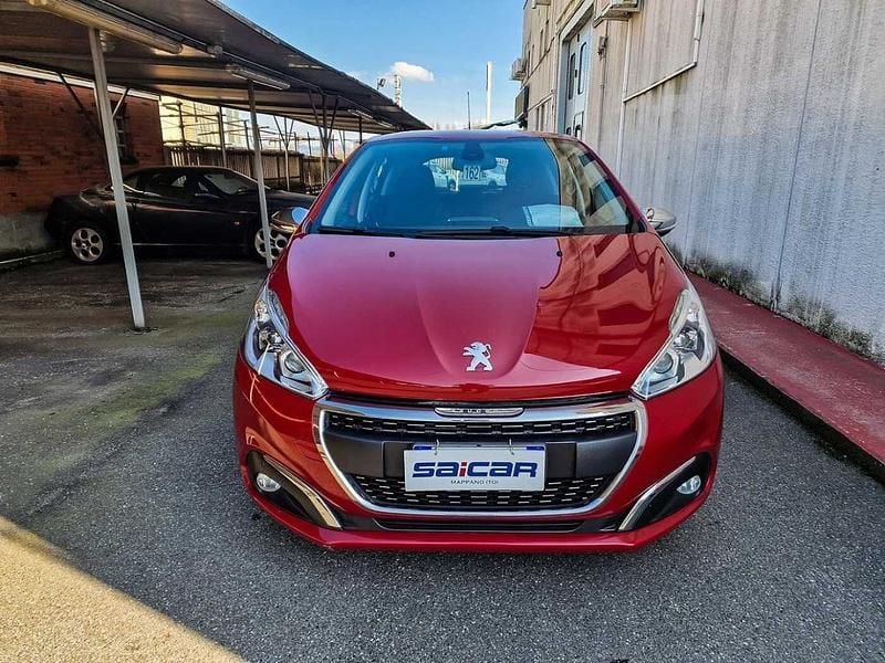 Usata Peugeot 208 Allure 82 CV (60 kW) 2016 Rosso Utilitaria