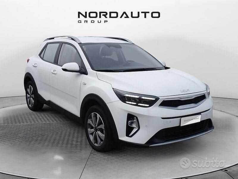 Usata Kia Stonic Urban 2024 Bianco SUV