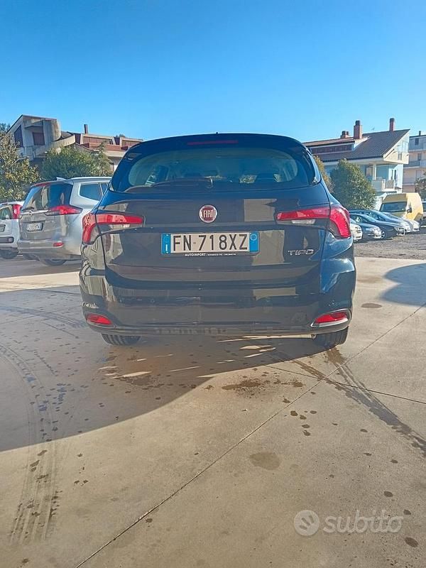 Usata Fiat Tipo 2018 Nero Station wagon
