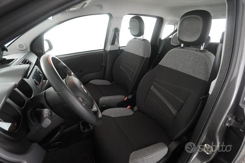 Usata Fiat Panda City Life 69 CV (50 kW) 2021 Grigio maestro Utilitaria