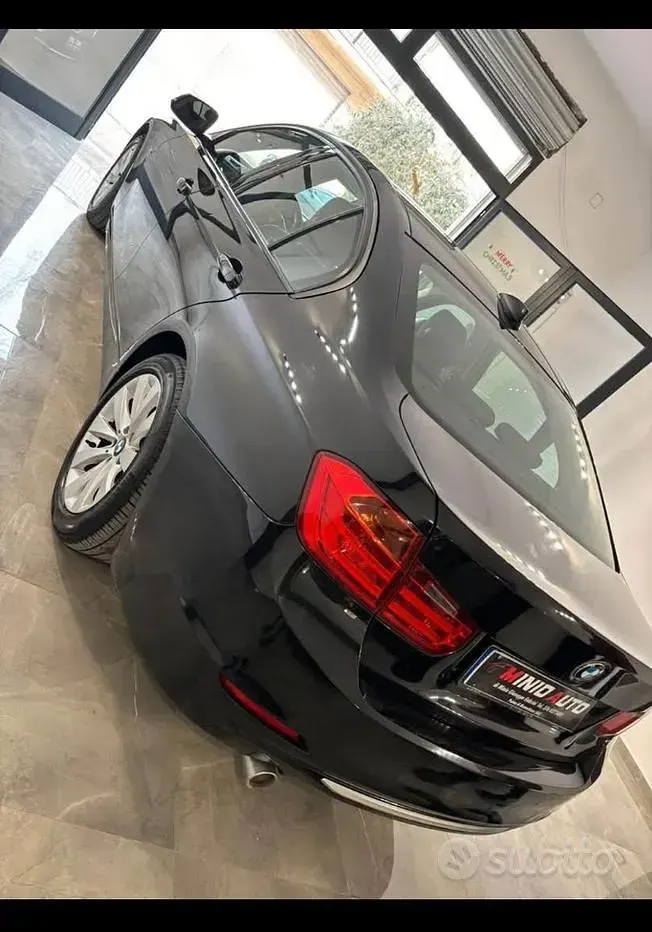 Usata BMW 318 143 CV (105 kW) 2014 Berlina