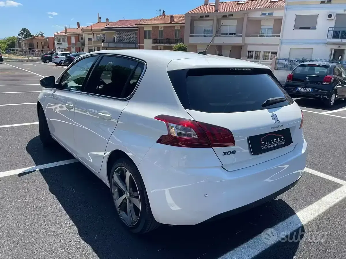 Usata Peugeot 308 Allure 119 CV (87 kW) 2017 Bianco Berlina