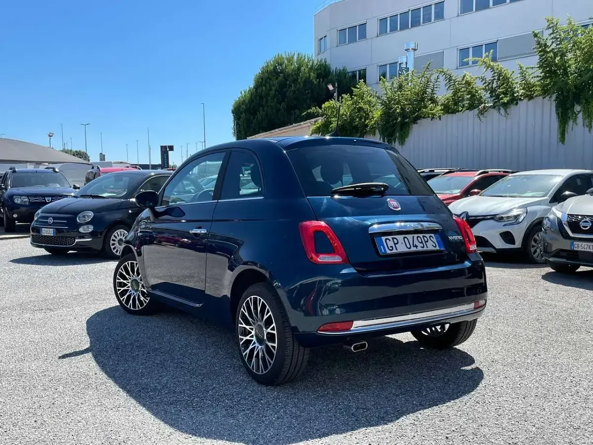 Usata Fiat 500 Dolcevita 69 CV (50 kW) 2023 Blu/azzurro Utilitaria