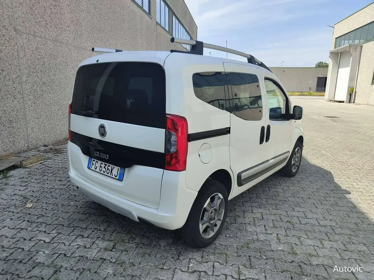 Usata Fiat Qubo Trekking 80 CV (58 kW) 2016 Bianco Monovolume
