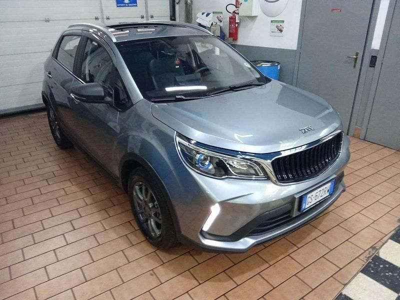 Usata EMC Wave 2 103 CV (75 kW) 2024 Nero SUV