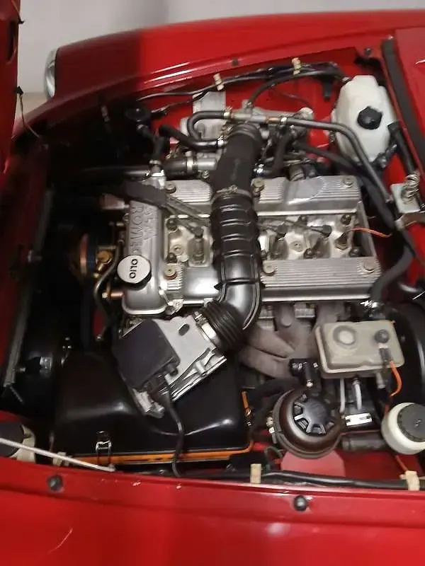 Usata Alfa Romeo Spider 122 CV (89 kW) 1990 Rosso Cabrio