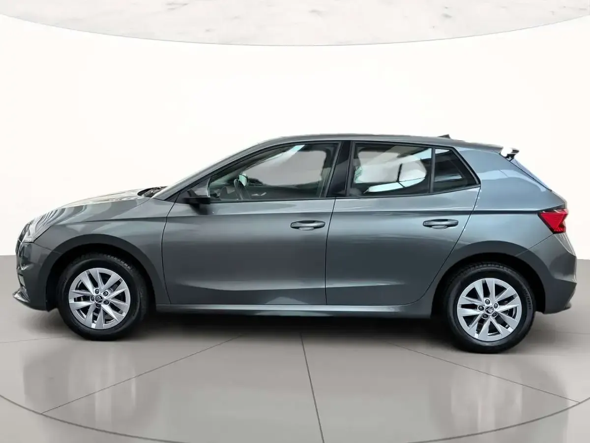 Usata Skoda Fabia Ambition 80 CV (58 kW) 2022 Grigio graphite metallizzato Utilitaria