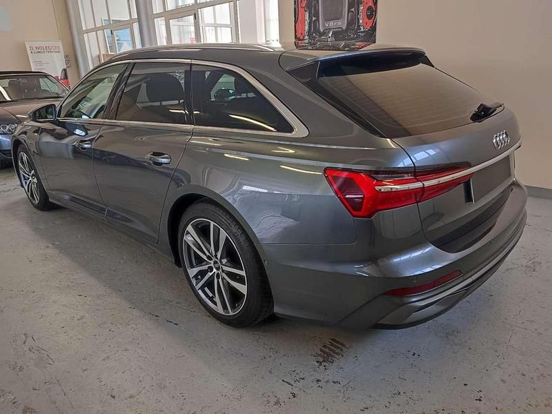 Usata Audi A6 S-Line 204 CV (150 kW) 2023 Daytona metallizzato Station wagon