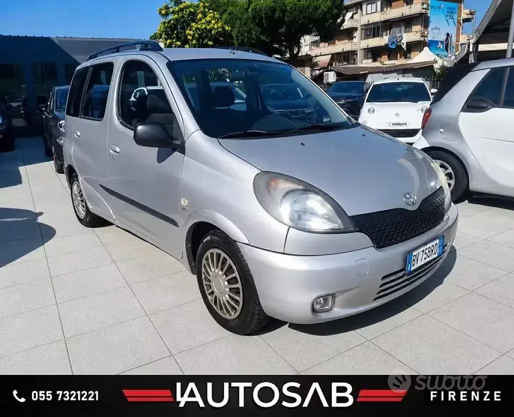 Usata Toyota Yaris Verso 86 CV (63 kW) 2001 Monovolume