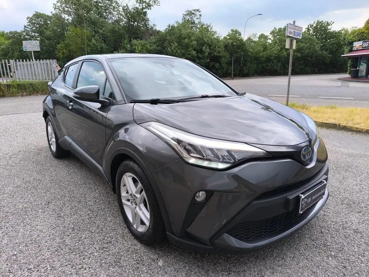 Usata Toyota C-HR Business Edition 98 CV (72 kW) 2022 Grigio SUV