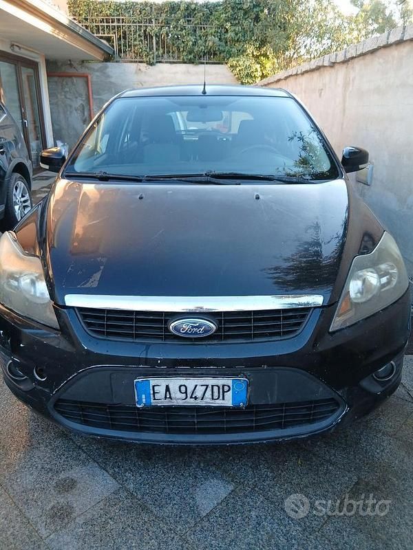 Usata Ford Focus 109 CV (80 kW) 2010 Nero Berlina