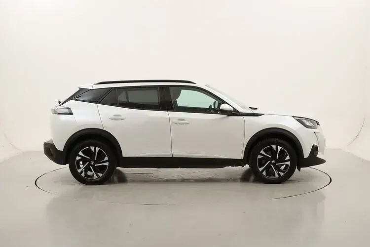 Usata Peugeot e-2008 Allure 56 kW (77 CV) 2021 SUV