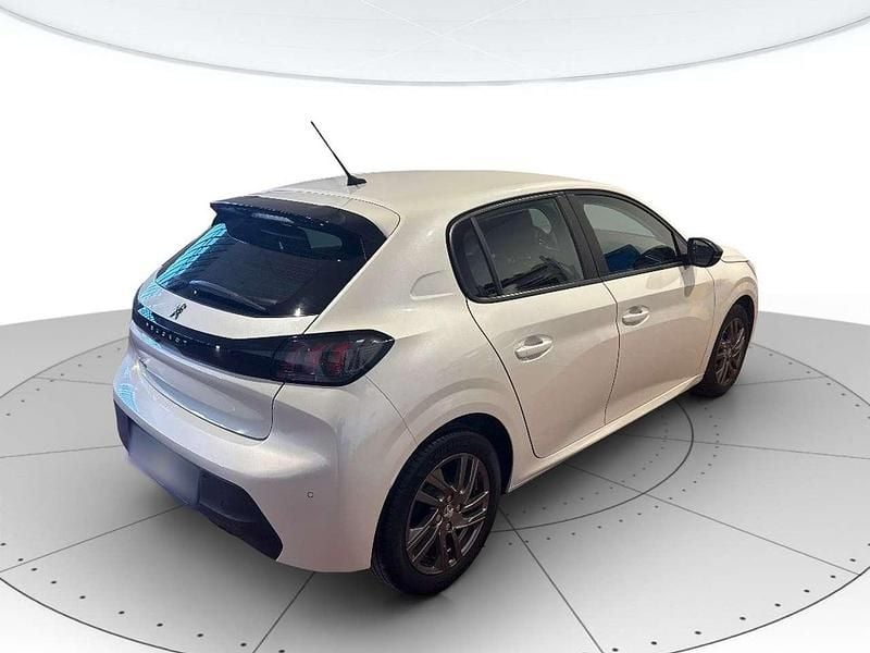 Usata Peugeot 208 Active 101 CV (74 kW) 2022 Bianco Utilitaria