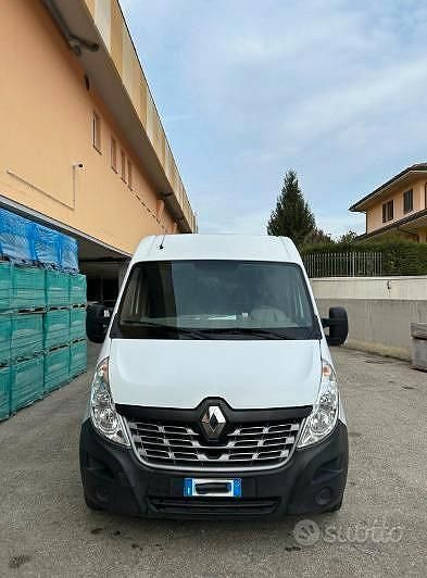 Bianco Usata 2015 Renault Master Furgone | 9800 € (Cara) - Immagine 1/4