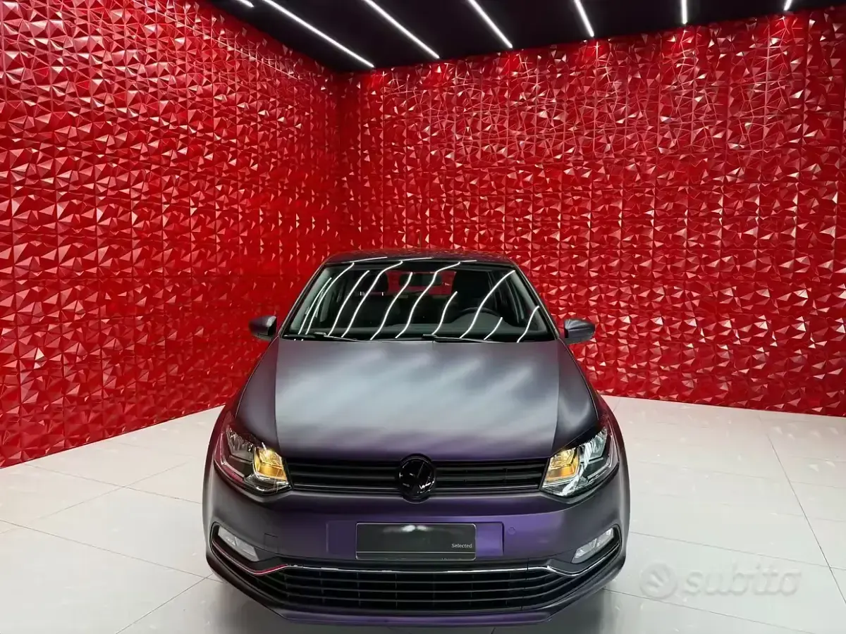 Usata VW Polo Comfortline 75 CV (55 kW) 2015 Viola Berlina