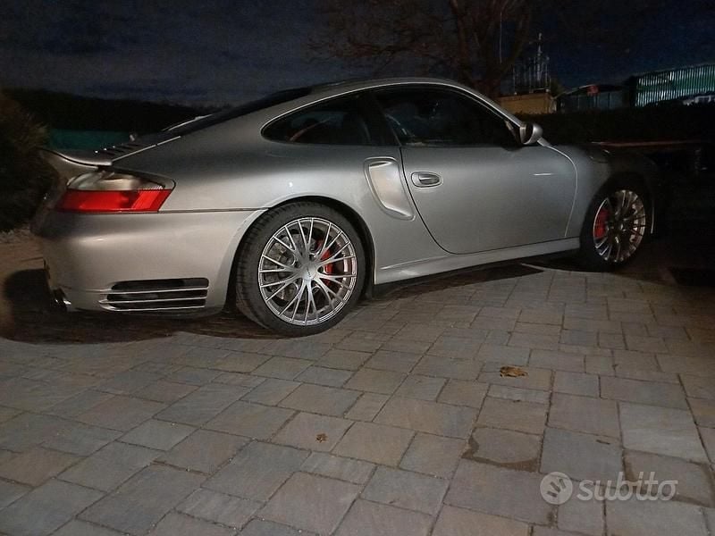 Usata Porsche 996 Turbo 2002 Grigio Coupé