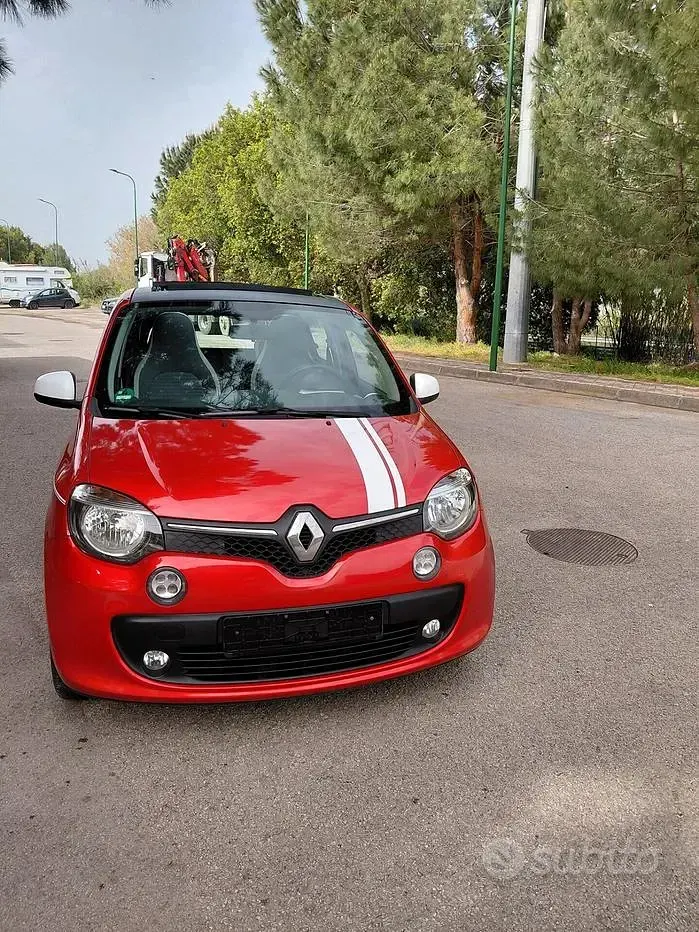 Usata Renault Twingo Intens 90 CV (66 kW) 2017 Rosso Utilitaria