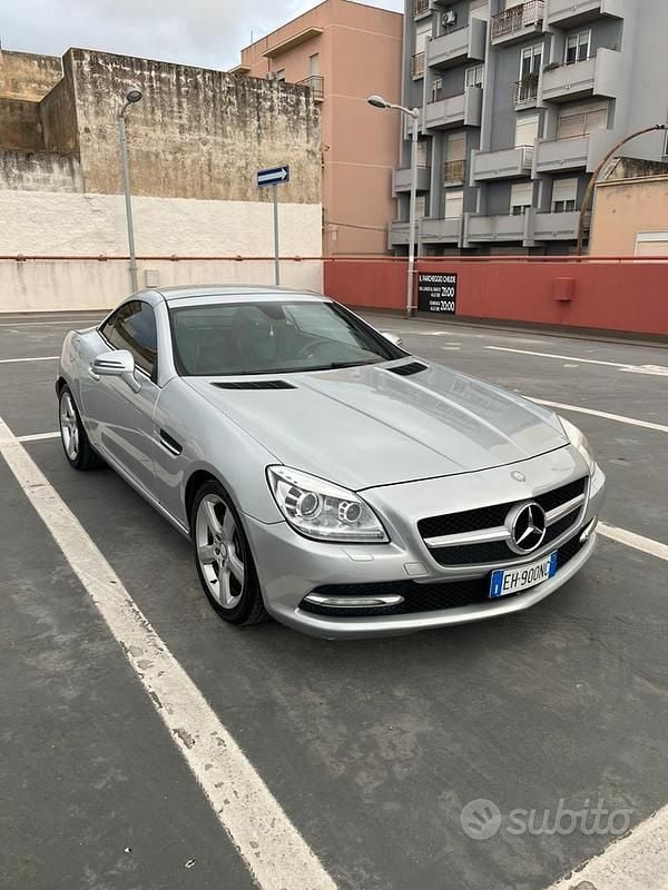 Usata Mercedes SLK200 184 CV (135 kW) 2011 Grigio Cabrio