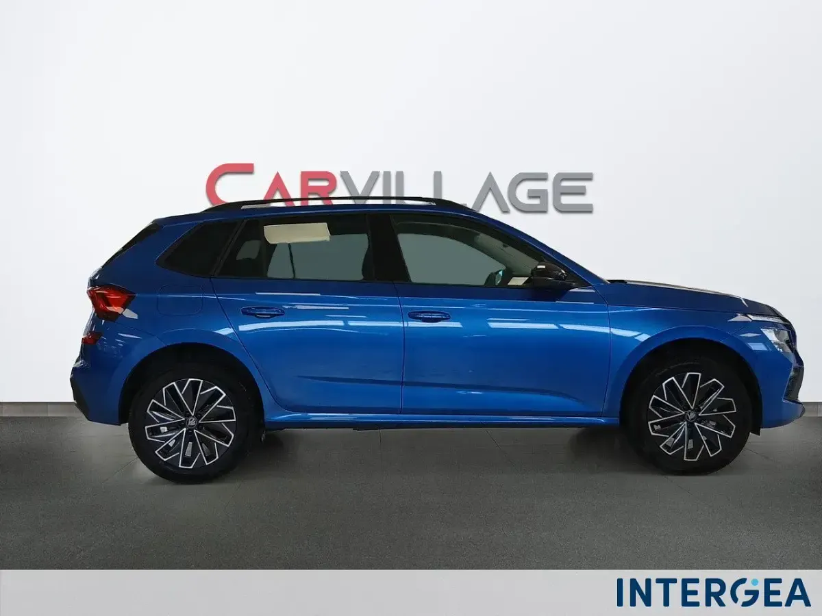 Usata Skoda Kamiq Selection 115 CV (84 kW) 2025 Blu race metallizzato SUV