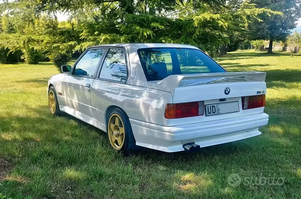 Usata BMW M3 Efficient Dynamics 194 CV (142 kW) 1987 Bianco Coupé