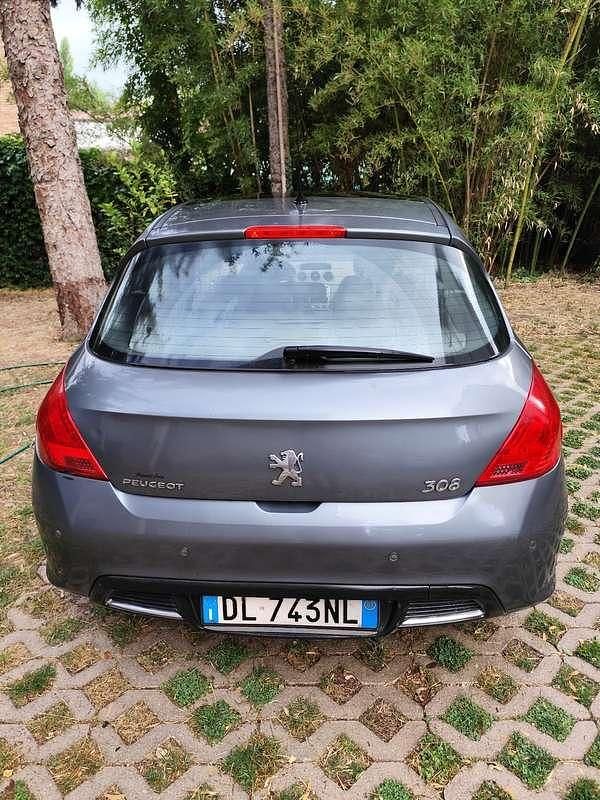 Usata Peugeot 308 Premium 90 CV (66 kW) 2007 Berlina
