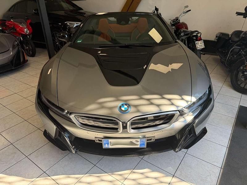 Usata BMW i8 231 CV (169 kW) 2018 Grigio Coupé