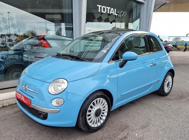 Usata Fiat 500 Lounge 84 CV (61 kW) 2010 Azzurro pastello Utilitaria