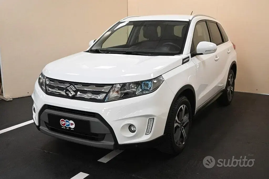 Usata Suzuki Vitara 120 CV (88 kW) 2017 Bianco SUV