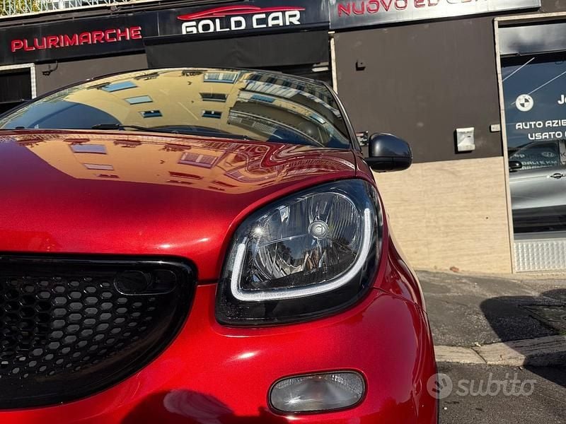 Usata Smart ForFour Prime 89 CV (65 kW) 2016 Rosso Utilitaria