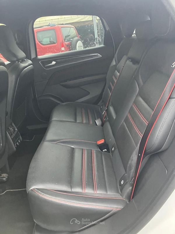 Usata Renault Arkana RS Line 145 CV (106 kW) 2021 Bianco SUV