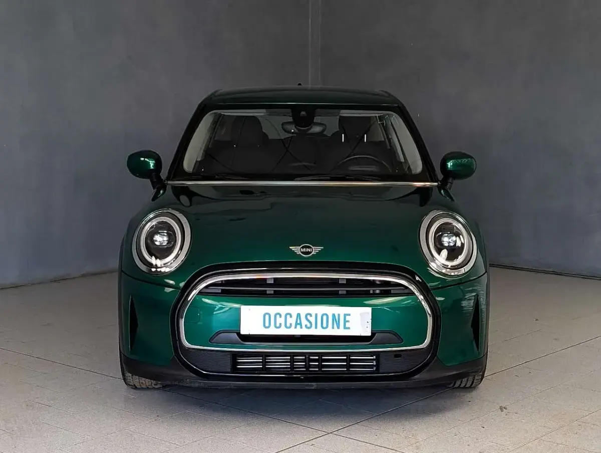Usata Mini Cooper Classic 136 CV (100 kW) 2023 Verde Utilitaria