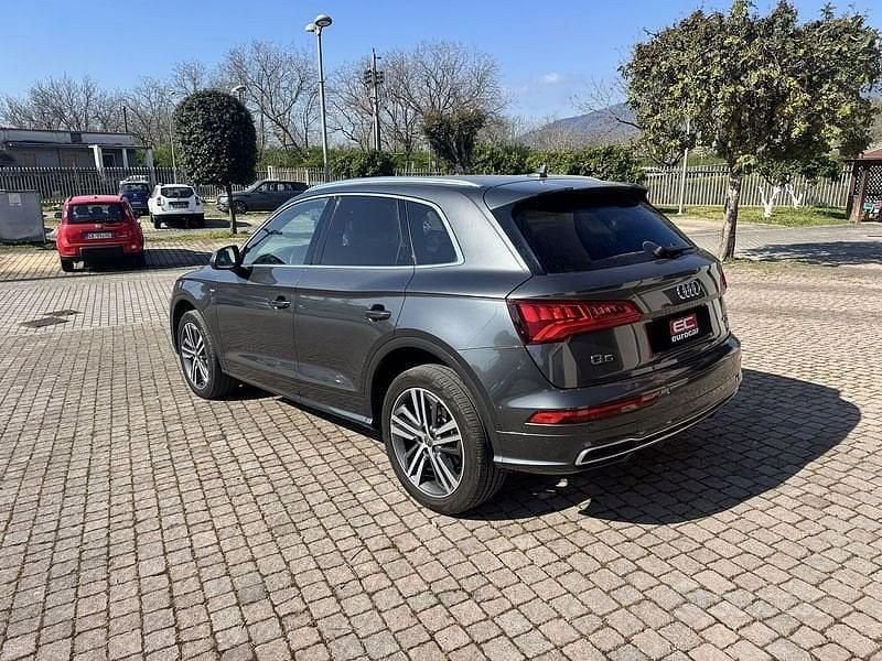 Usata Audi Q5 S-line plus 190 CV (139 kW) 2019 Grigio SUV