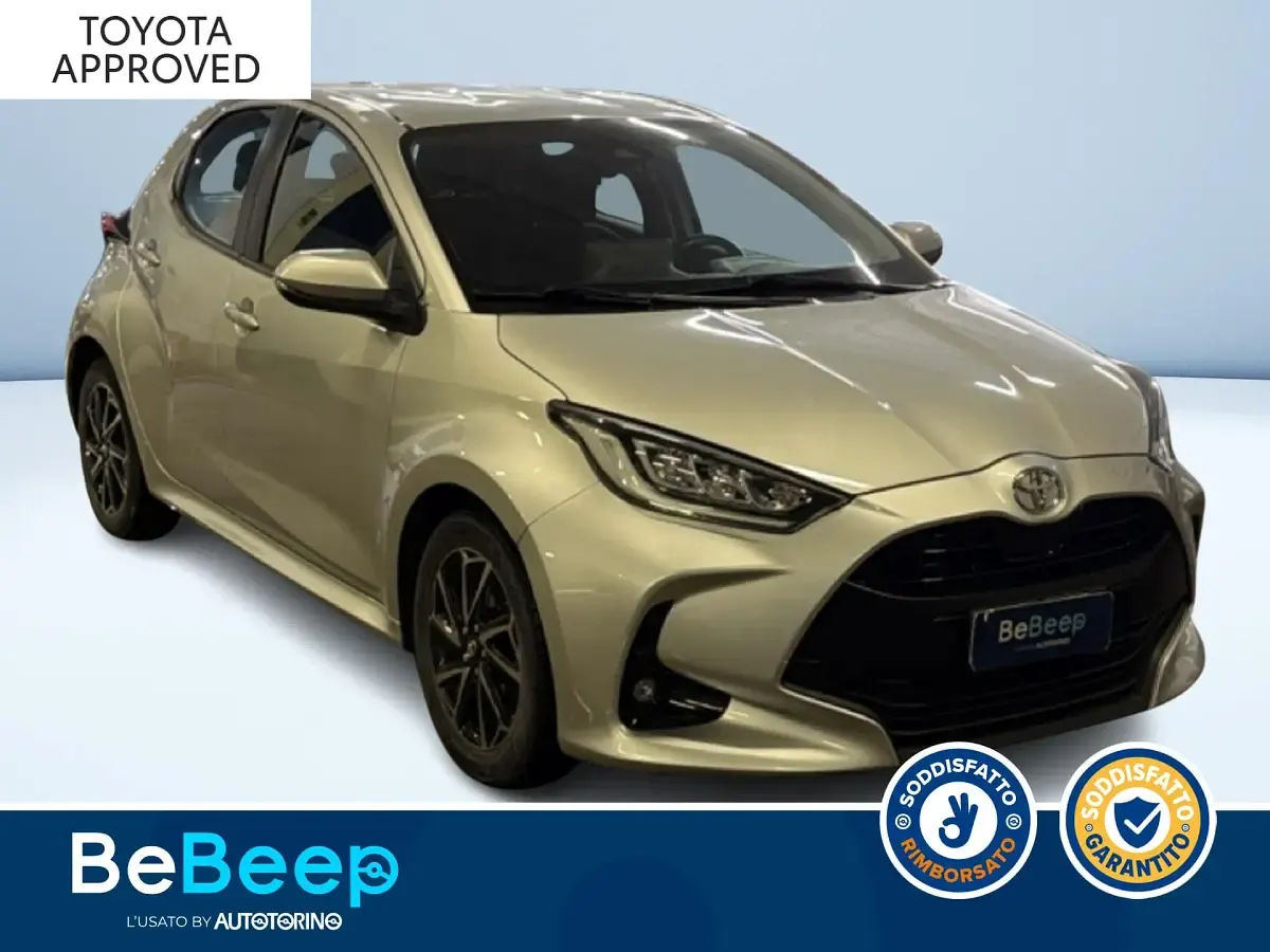 Usata Toyota Yaris Trend 72 CV (52 kW) 2020 Argento metallizzato Berlina
