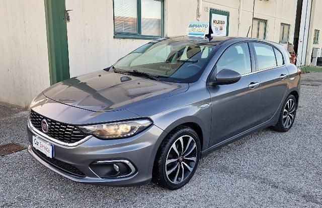 Usata Fiat Tipo Lounge 120 CV (88 kW) 2019 Grigio scuro