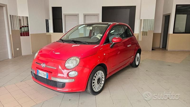 Rosso Usata 2008 Fiat 500 Lounge Tre volumi | 5000 € (Ottimo prezzo) - Immagine 1/4