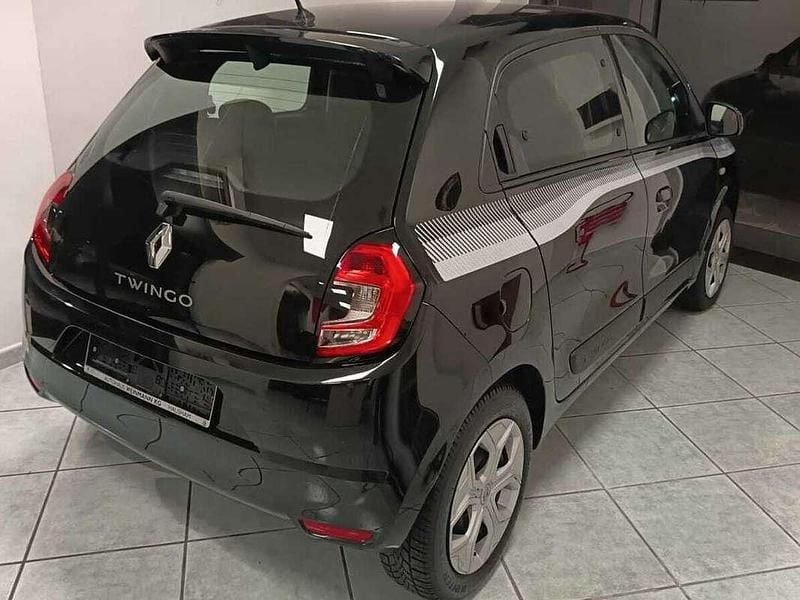 Usado Renault Twingo 71 HP (52 kW) 2022 Preto Citadino