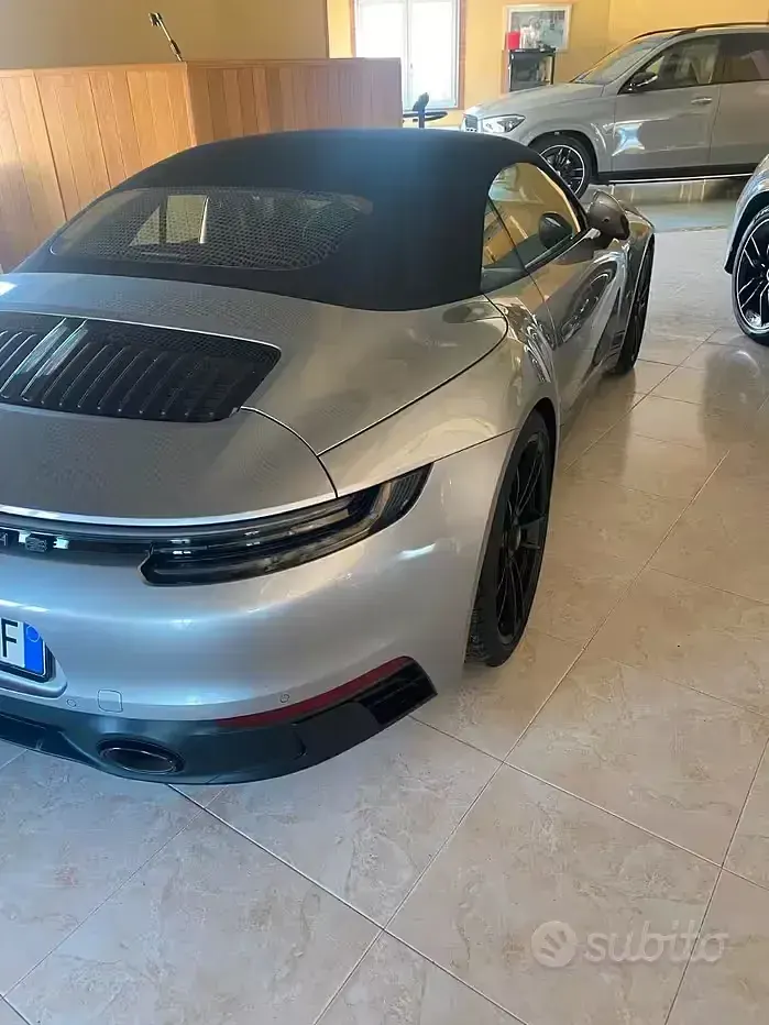 Usata Porsche 911 Carrera GTS 480 CV (353 kW) 2023 Grigio