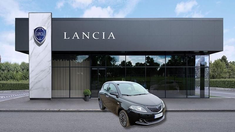 Usata Lancia Ypsilon S 69 CV (50 kW) 2024 Nero vesuvio Utilitaria