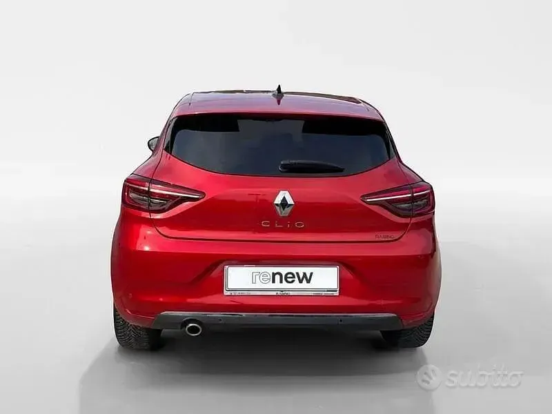 Usata Renault Clio V Techno 101 CV (74 kW) 2023 Rosso Berlina