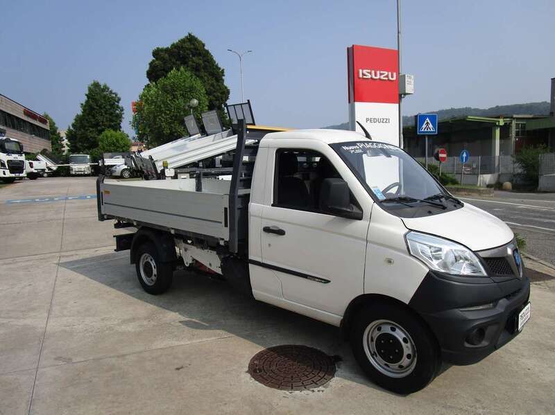 Usata Piaggio Porter 106 CV (77 kW) 2022 Bianco Cabrio