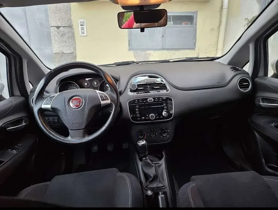 Usata Fiat Grande Punto 77 CV (56 kW) 2012 Utilitaria