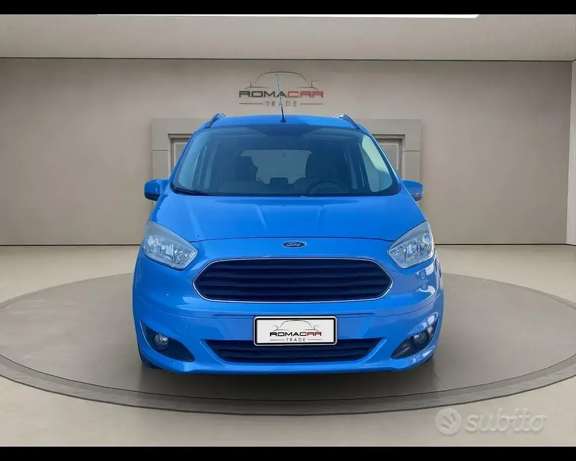 Usata Ford Tourneo Courier Titanium 75 CV (55 kW) 2015 Blu Monovolume