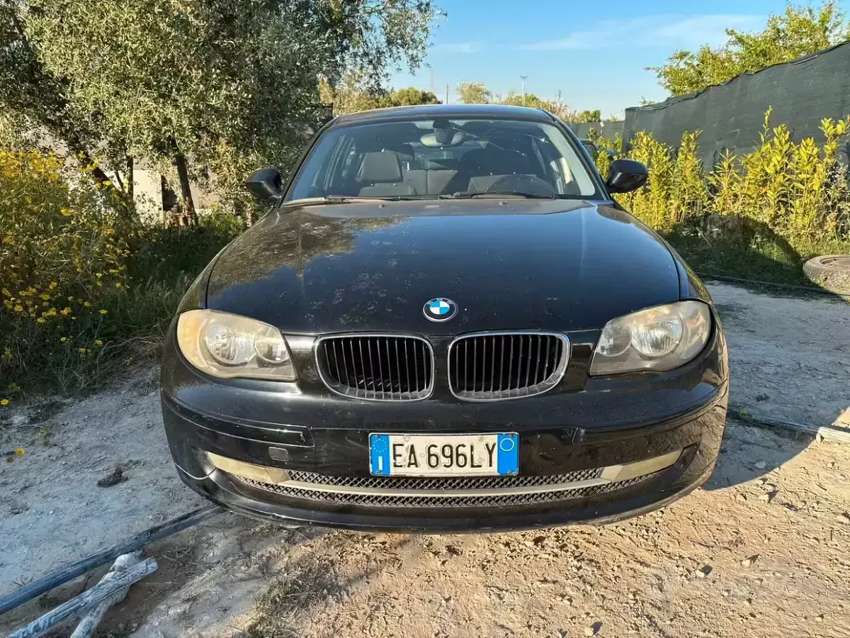 Usata BMW 116 116 CV (85 kW) 2009 Nero Utilitaria