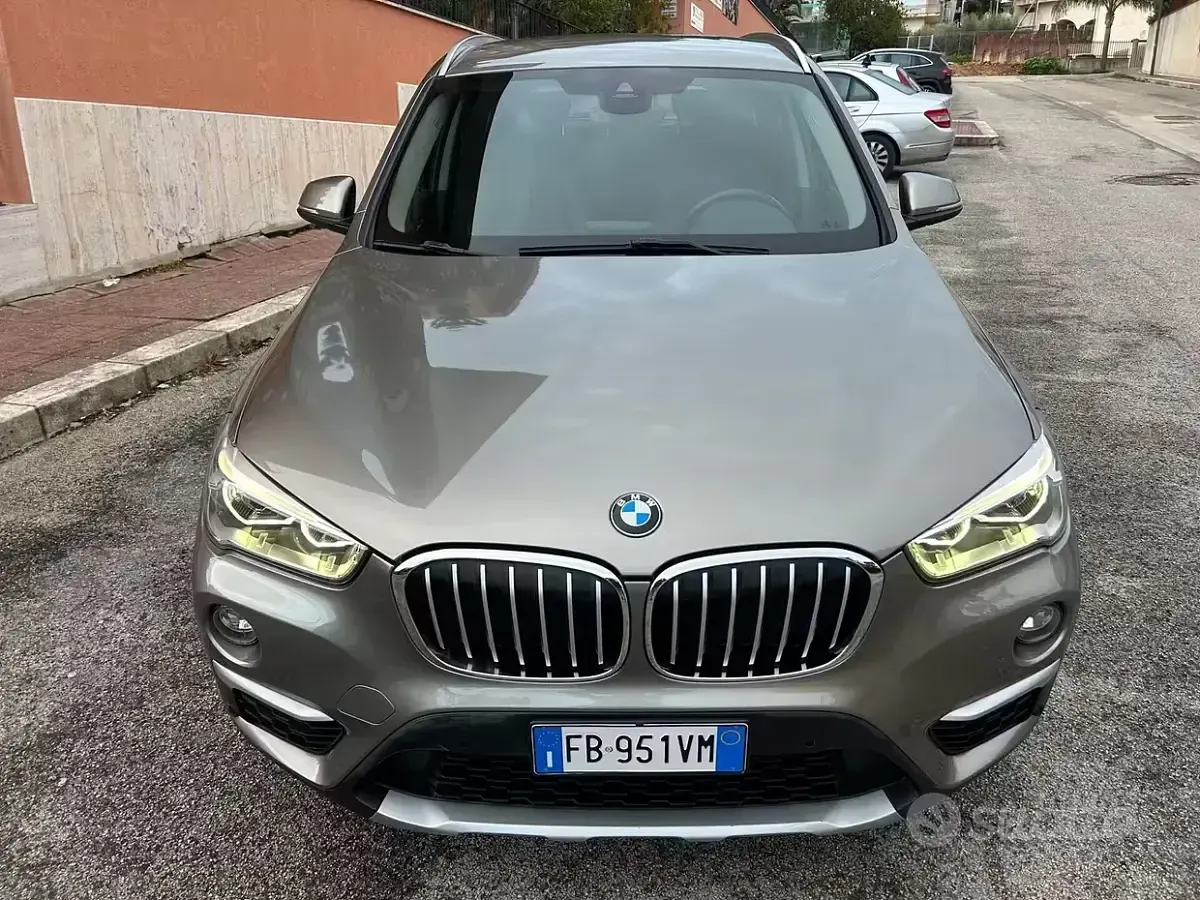 Usata BMW X1 xLine 190 CV (139 kW) 2015 Grigio SUV