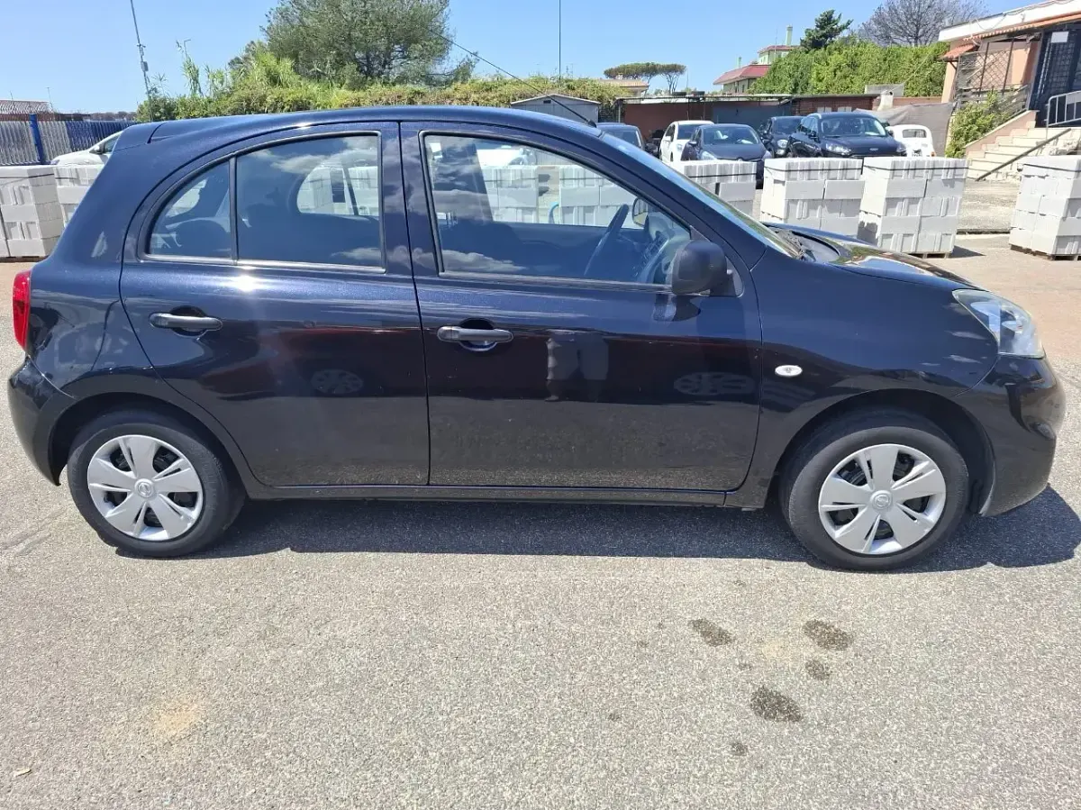 Usata Nissan Micra 80 CV (58 kW) 2017 Nero Utilitaria