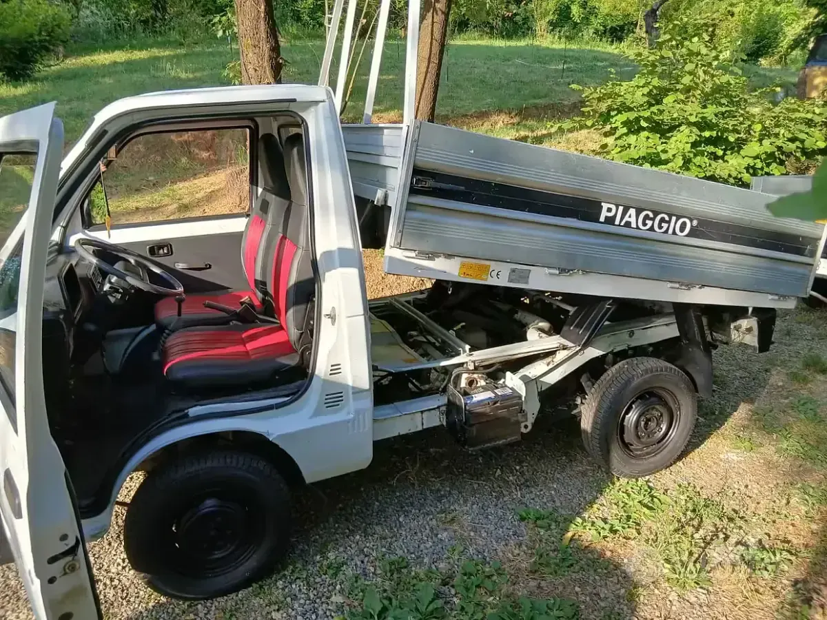 Usata Piaggio Porter 38 CV (27 kW) 2002 Bianco SUV